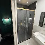 Four Luxury
