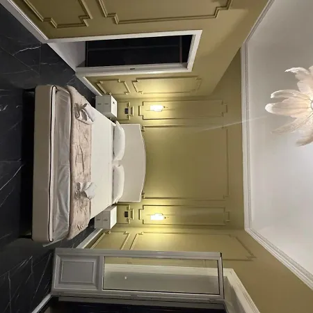 게스트하우스 Four Luxury 팔레르모