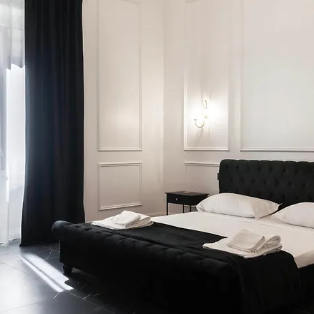 Pensjonat Four Luxury Palermo