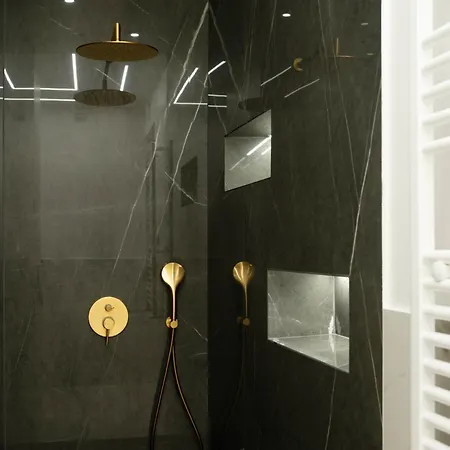 Four Luxury