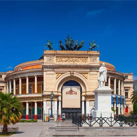 Pensjonat Four Luxury 4*