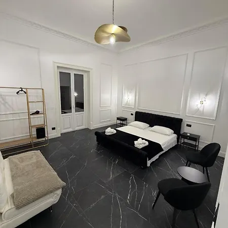 Pensjonat Four Luxury Palermo