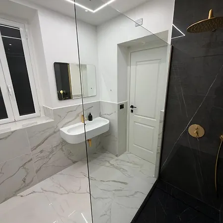 Four Luxury Pensjonat Palermo